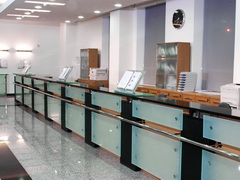 Банковский стол в Центральном офисе РосЕвроБанка