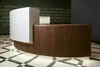 Многоуровневая конструкция стойки РИ-227 с верхним уровнем из искусственного камня
